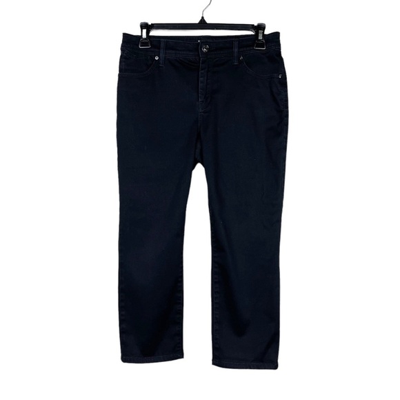 Chico's Black Mid Rise Stretch Slim Leg Crop Pants 
Chico's Size 0P US 4P - Picture 2 of 6